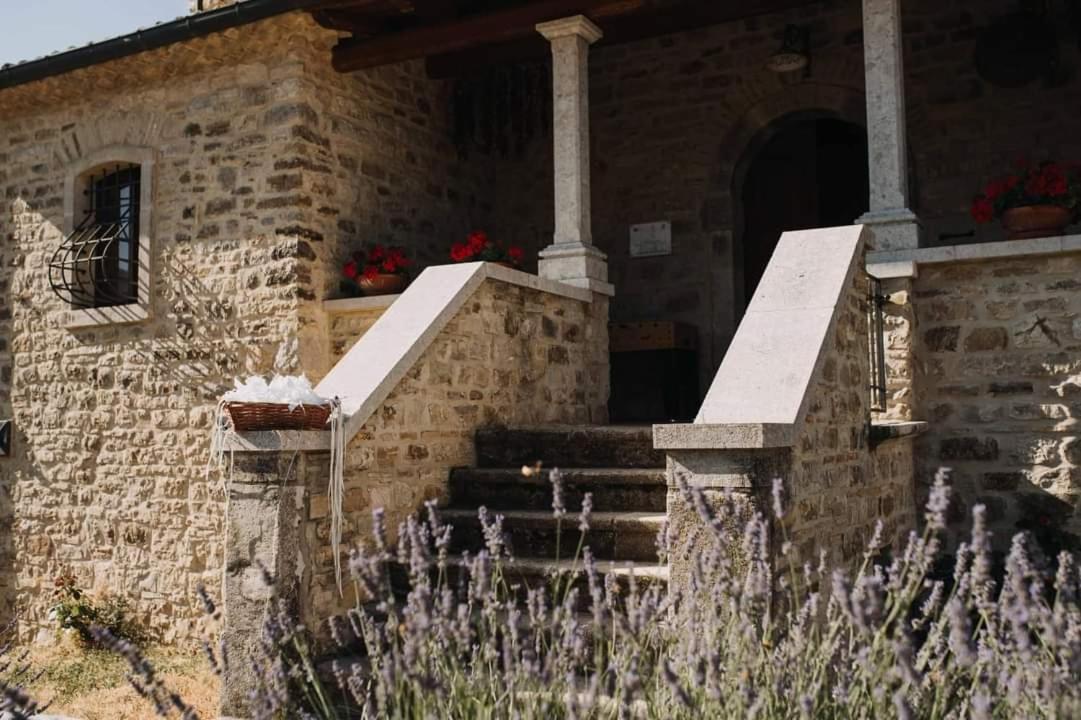 Agriturismo Torre Gialluise Gesualdo Extérieur photo